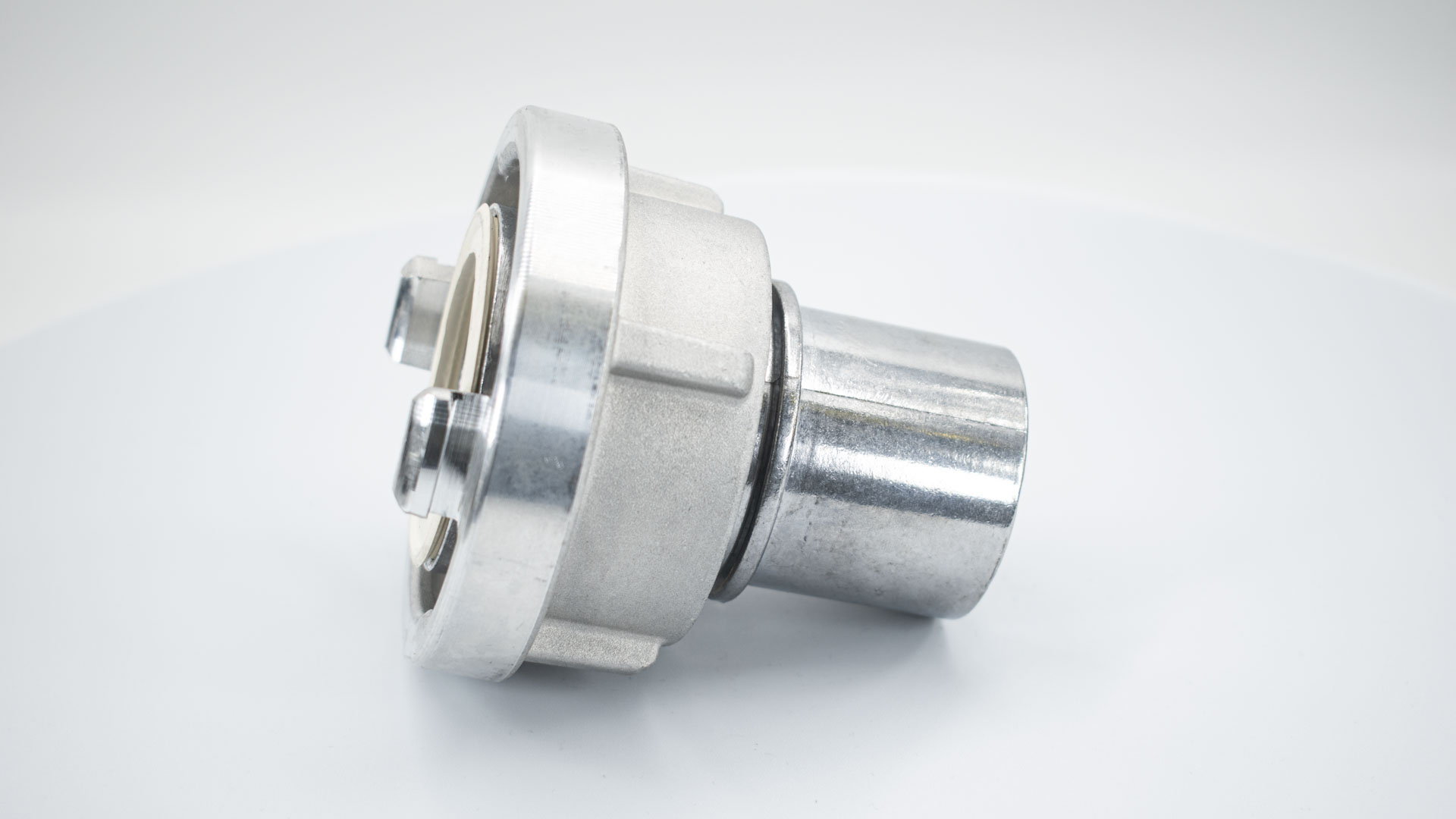 Alu suction coupling with smooth hose connection System Storz