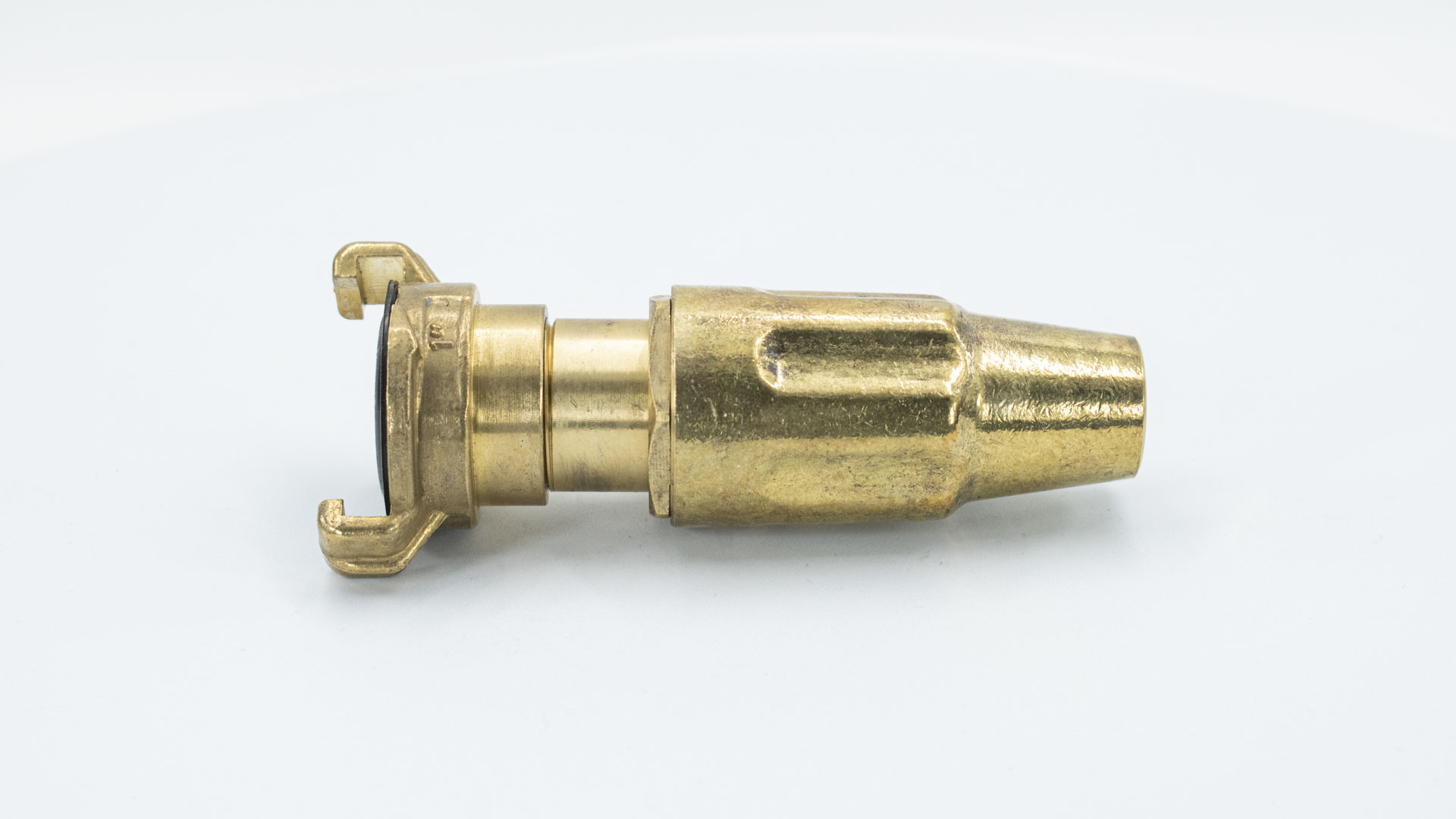 Brass spray nozzle with quick coupling System Geka