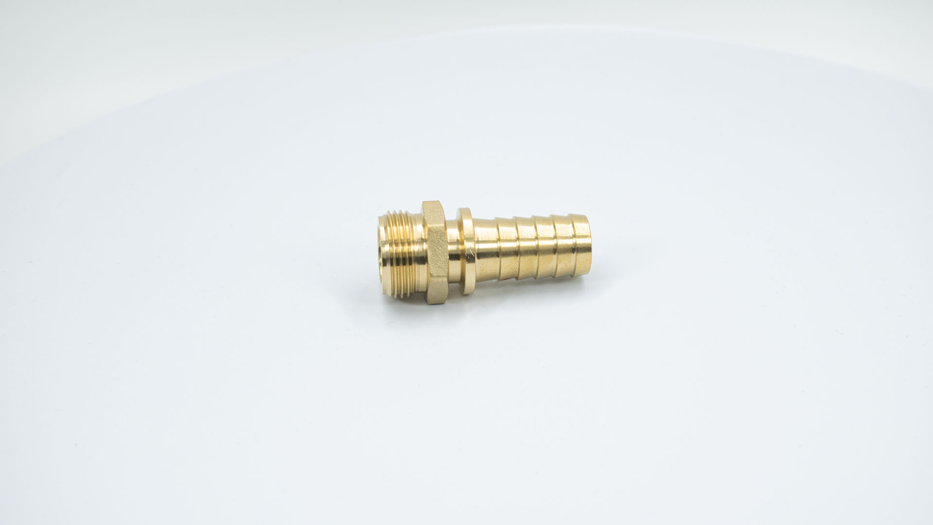 Brass hose connection with male thread DIN 2628