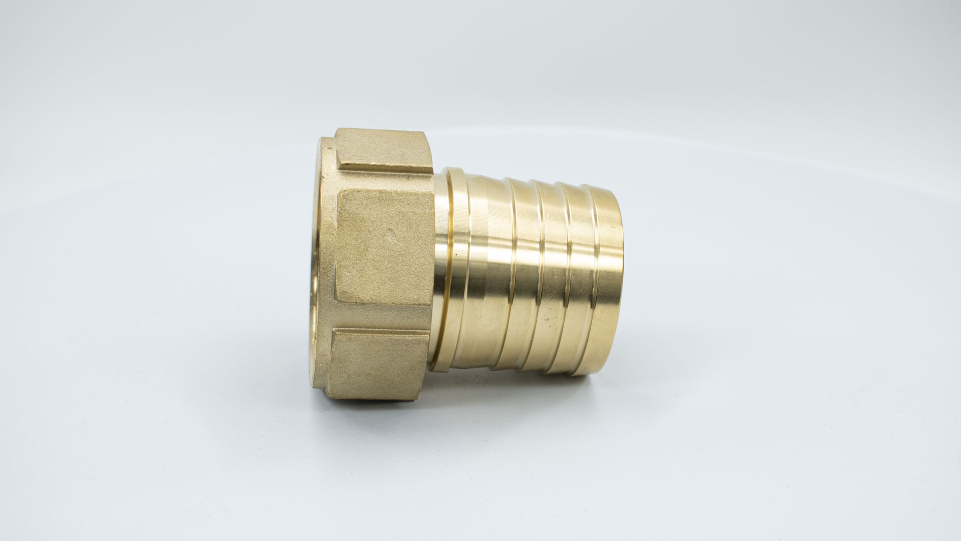 Brass hose connection with female coupling